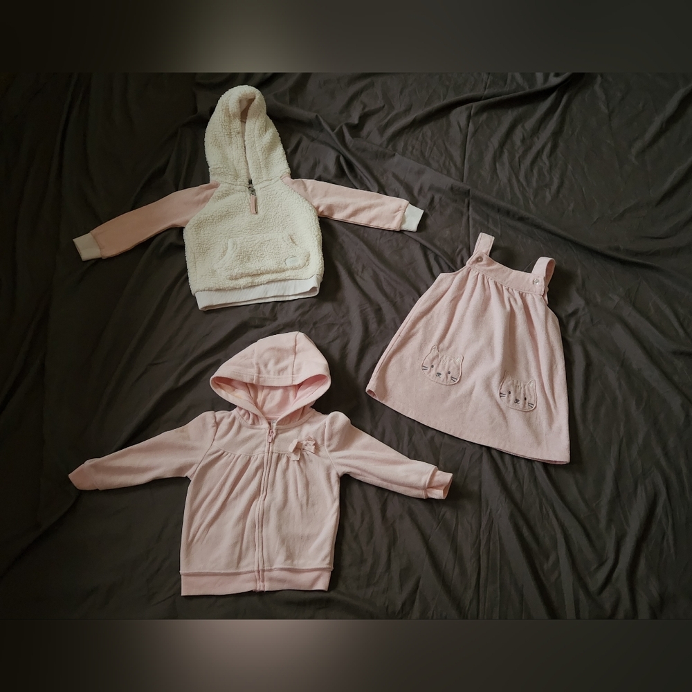 Bundle Of Clothes - Picture 4 of 9